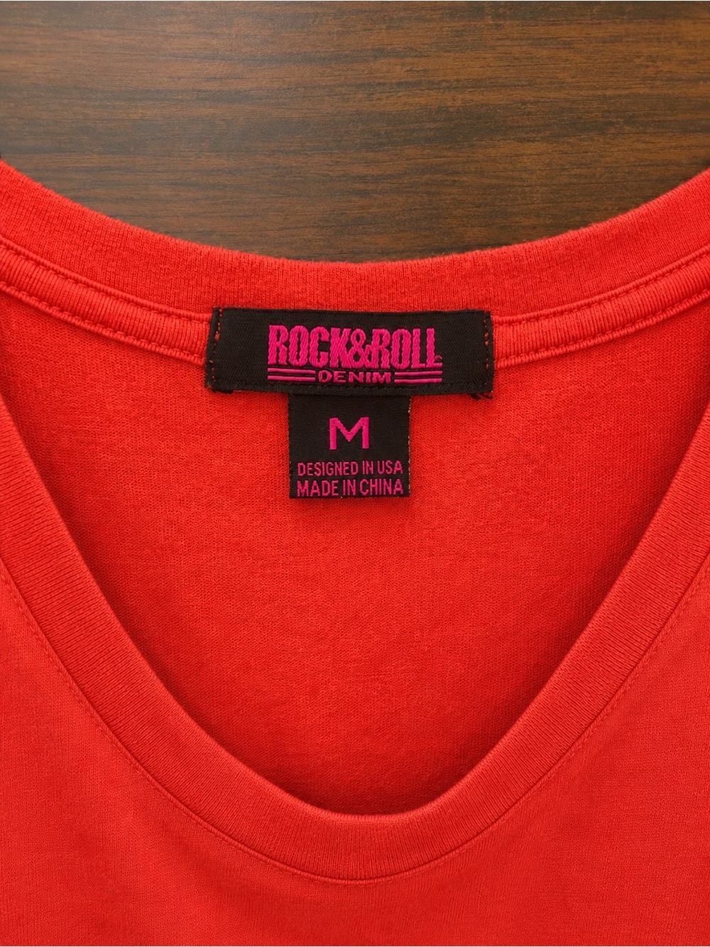 Woman’s Rust Graphic Rodeo Tee - Label - Picture 3 of 4